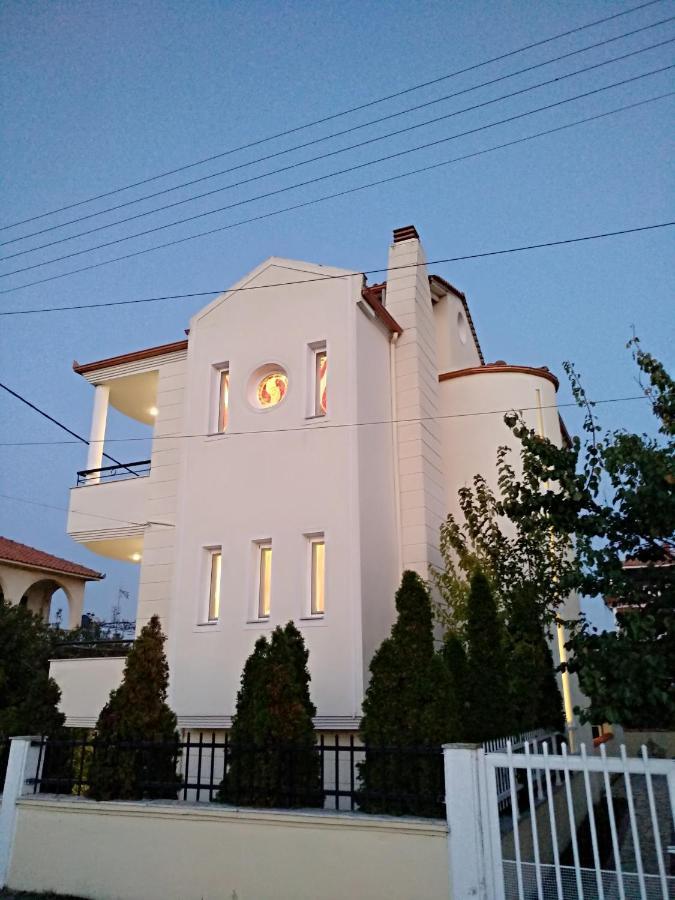 Prime Luxury Front * Nea Vrasna
