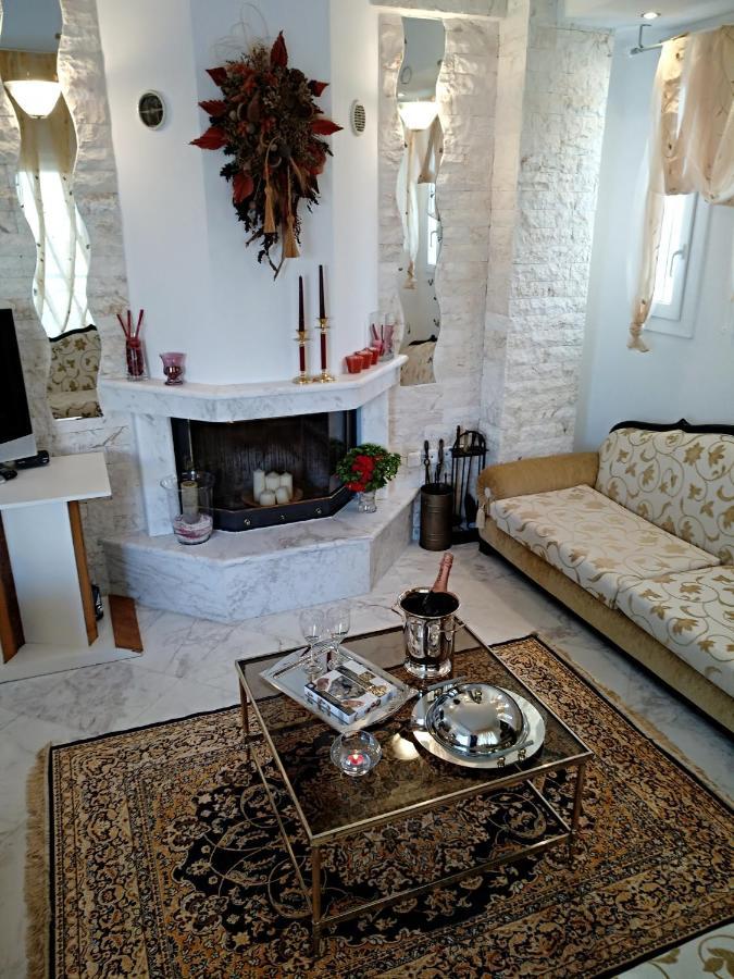 Prime Luxury Front Villa Nea Vrasna